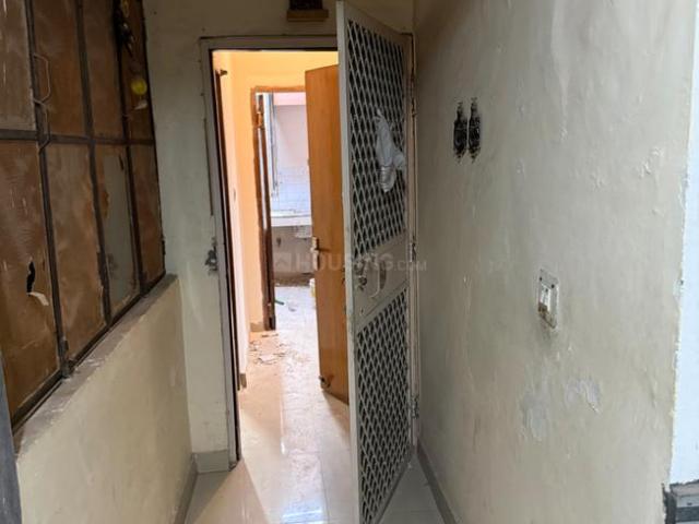 Flat for rent in East Delhi, Deri