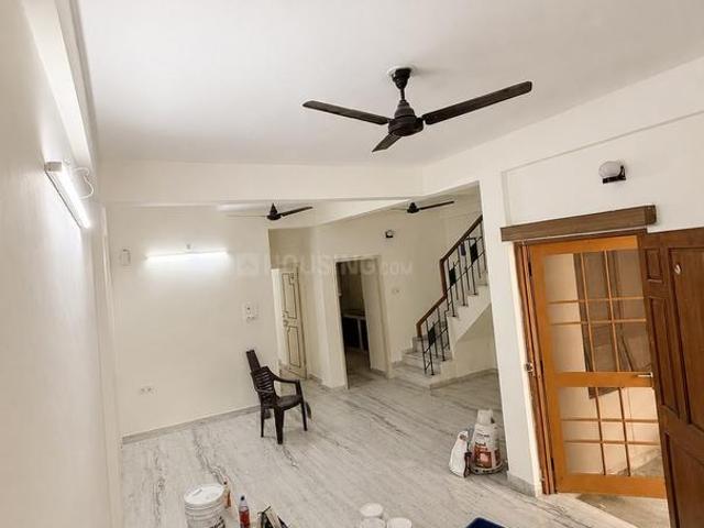 Duplex for rent in Madya