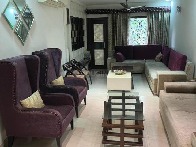 Duplex for rent in Deri