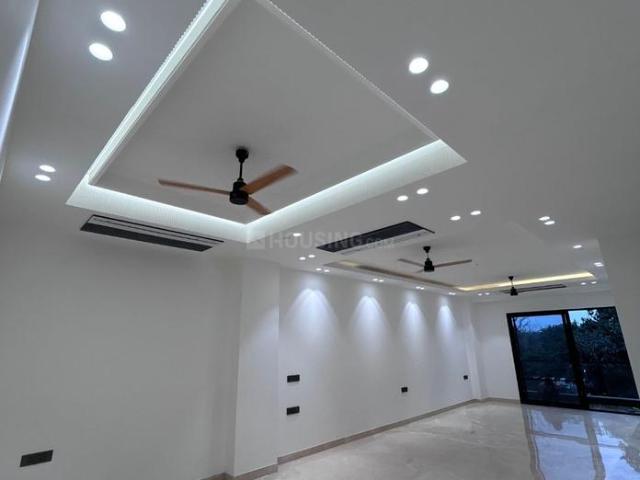 Flat for rent in Deri