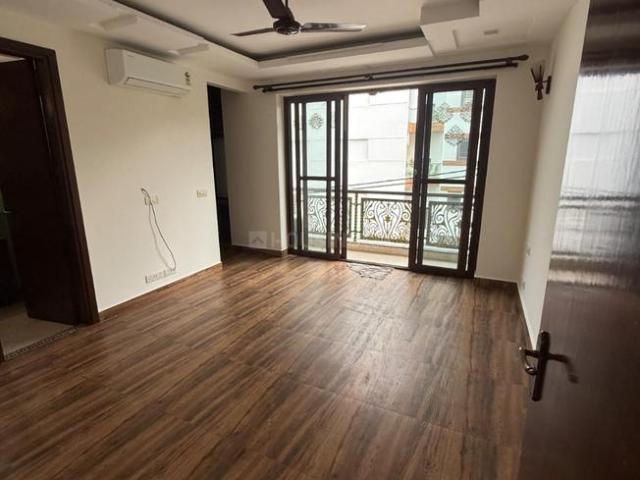 Flat for rent in Deri