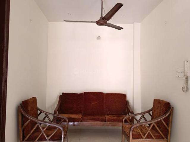 Flat for rent in Nawada, Delhi