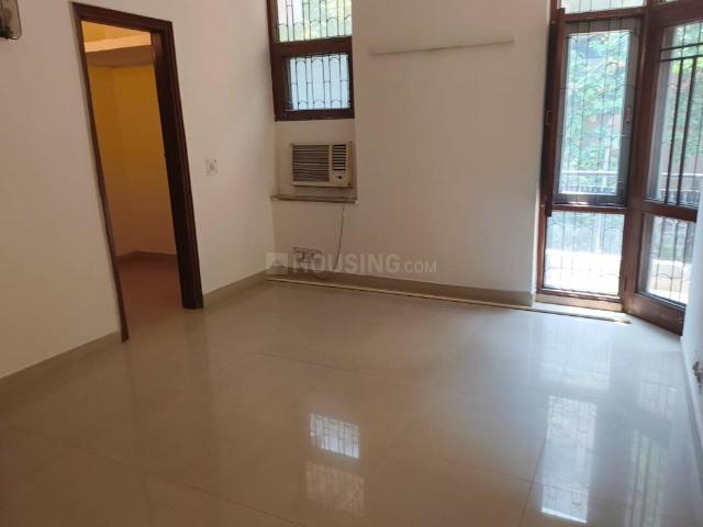 Flat for rent in Deri