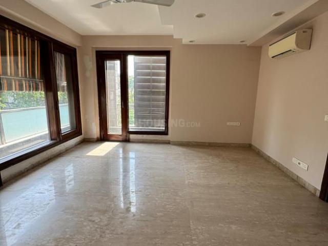 Flat for rent in Deri