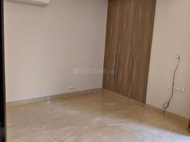 Flat for rent in Deri