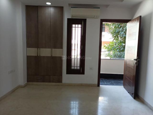 Flat for rent in Deri