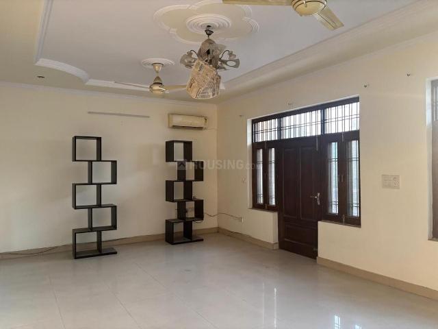 Flat for rent in Hariana