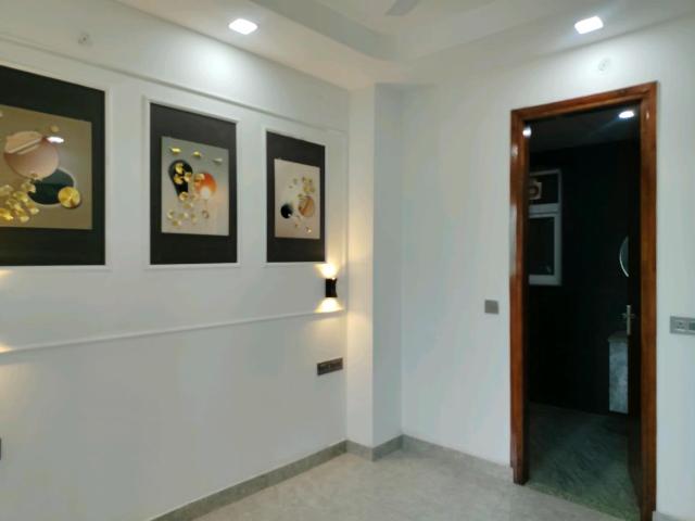Flat for sale in Hariana