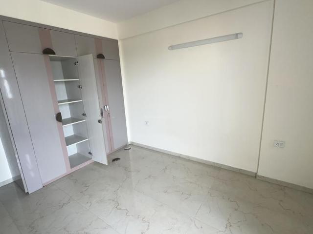 Flat for rent in Hariana