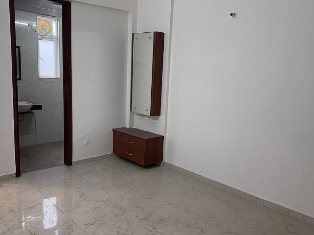 Flat for rent in Hariana