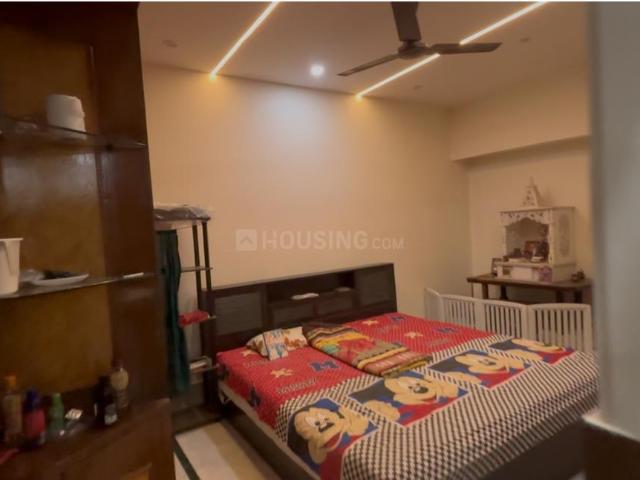 Flat for sale in North Delhi, Deri