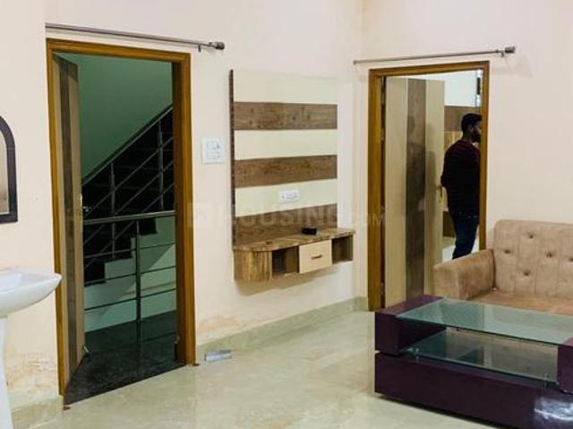 Flat for rent in Varanasi, Arunachal Pradesh