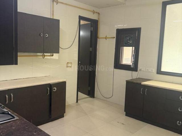 Flat for rent in Deri