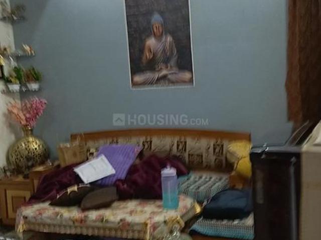 Flat for sale in North West Delhi, Deri