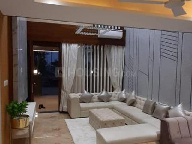 House for rent in Madya
