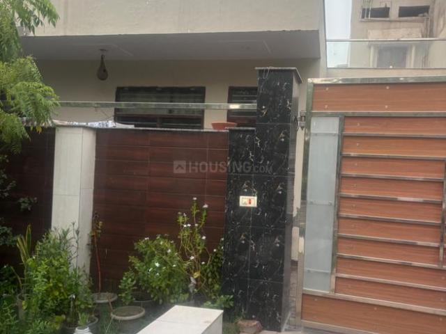 House for sale in Hariana