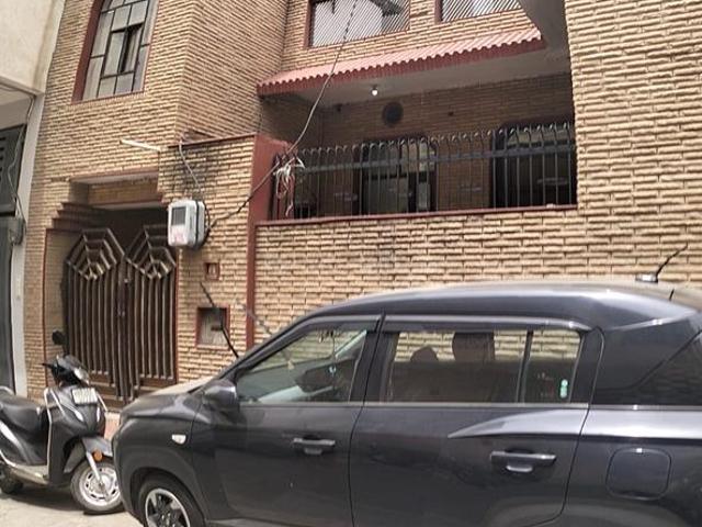 House for sale in Hariana