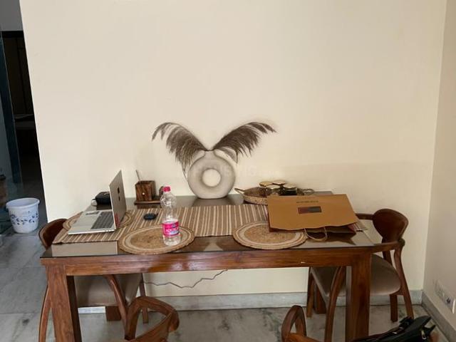 House for rent in South Delhi, Deri