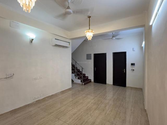 Villa for rent in Gautam Buddha Nagar, Uttar Pradesh