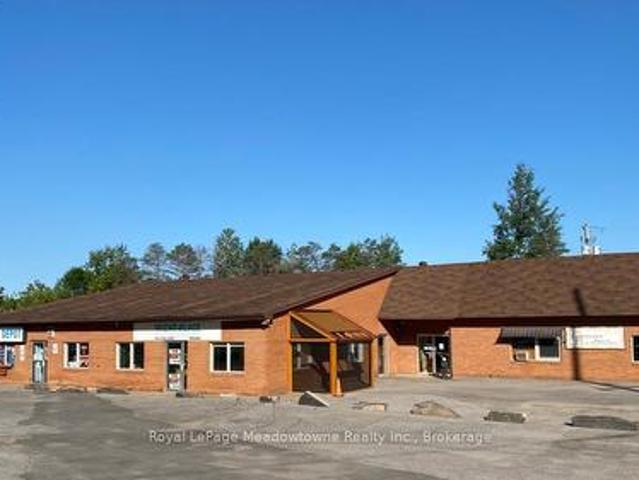 Commercial for rent in Minden Hills, Ontario