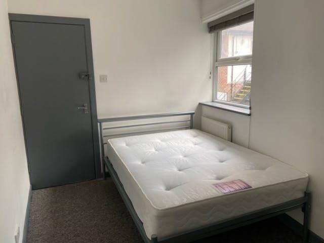Studio for rent in West Cliff, Bournemouth