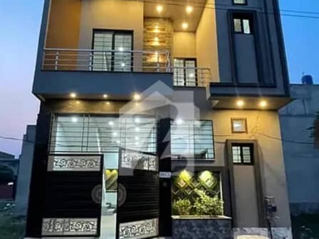 House for sale in Faisalabad, Islamabad Capital Territory