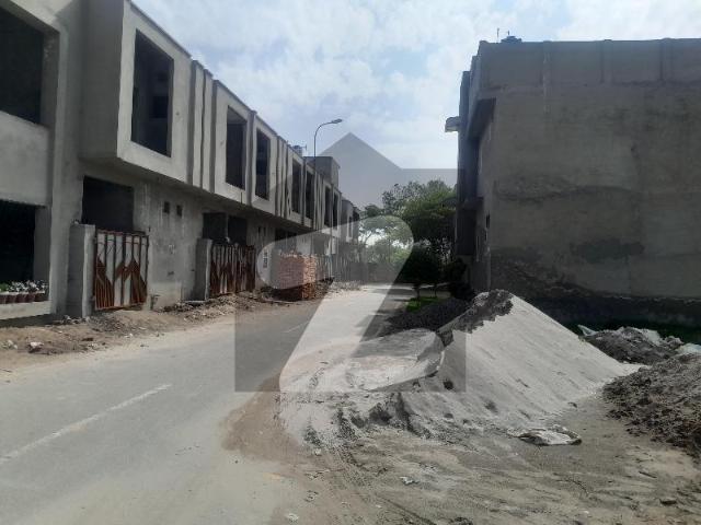 House for sale in Faisalabad, Islamabad Capital Territory