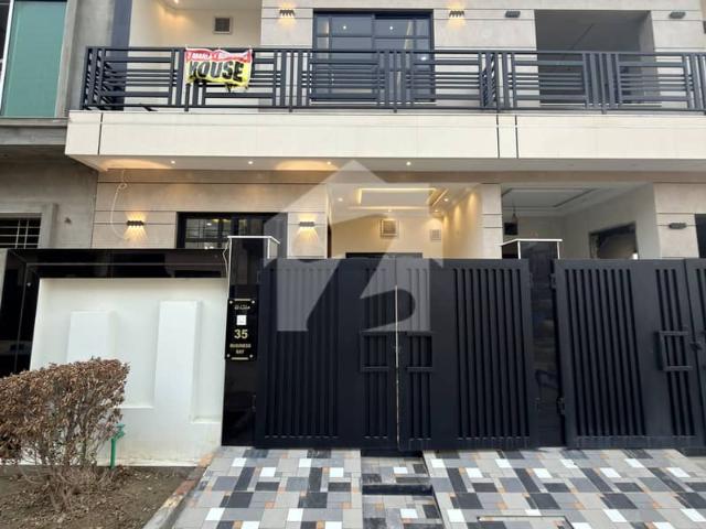 House for sale in لاہور, لاہور ڈویژن