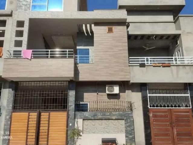 House for sale in Faisalabad, Islamabad Capital Territory