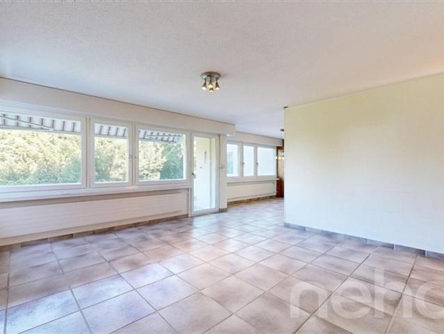Wohnung kaufen in Einigen, Zürich