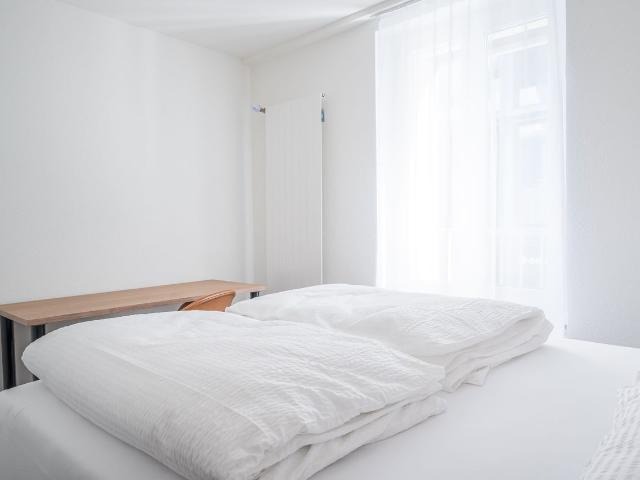 Apartment mieten in Einigen, Zürich