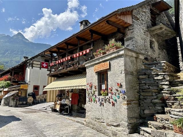 Einfamilienhaus kaufen in Gerra, Verzasca, Tessin
