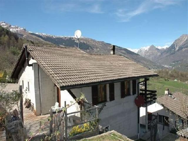 Einfamilienhaus kaufen in Acquarossa, Tessin