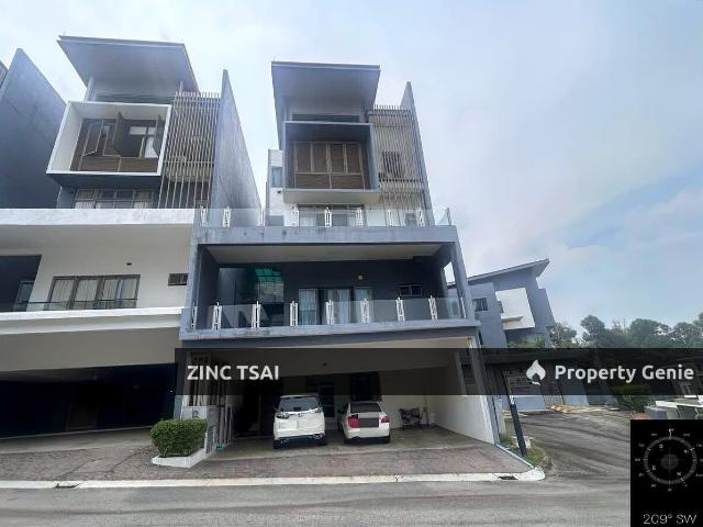 Bungalow for rent in Petaling, Subang Jaya