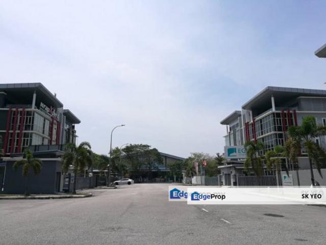 Warehouse for sale in Petaling, Alam Impian