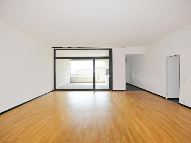 Apartment mieten in Einigen, Zürich