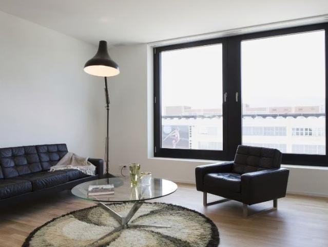 Haus mieten in Einigen, Zürich