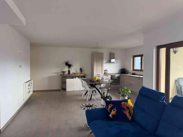 Haus mieten in Vacallo, Tessin