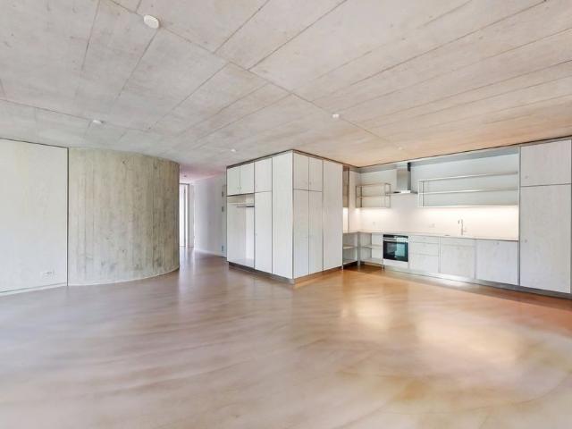 Haus mieten in Einigen, Zürich