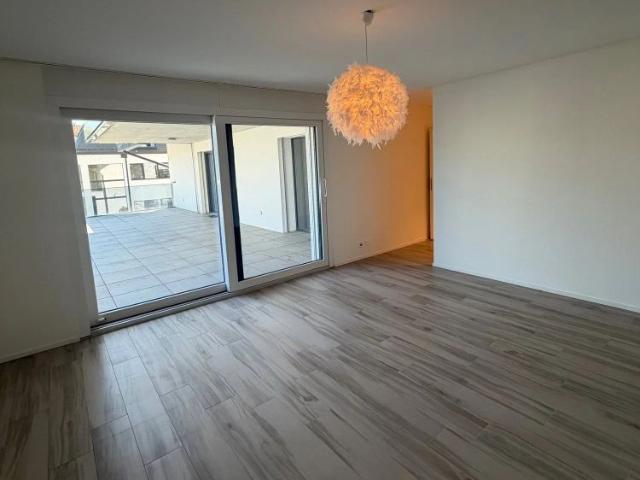 Haus mieten in Rolle, Waadt