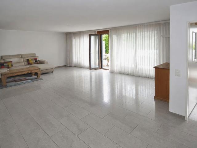 Apartment mieten in Stallikon, Zürich