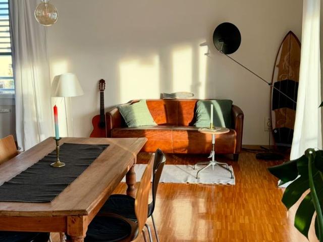 Apartment mieten in Einigen, Zürich