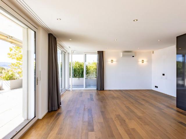 Apartment mieten in Uetikon am See, Bezirk Meilen