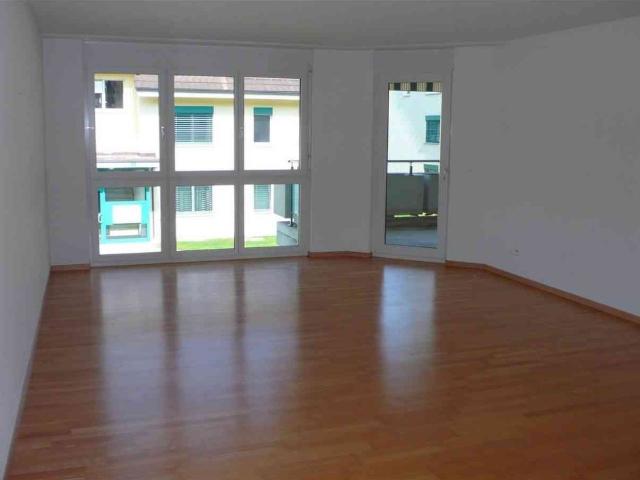 Apartment mieten in Bachenbülach, Bezirk Bülach