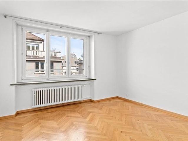 Apartment mieten in Einigen, Zürich