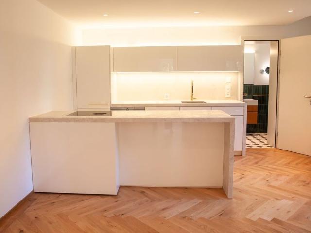 Apartment mieten in Einigen, Zürich