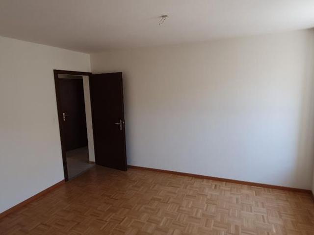 Apartment mieten in Saint-Blaise, Laténa