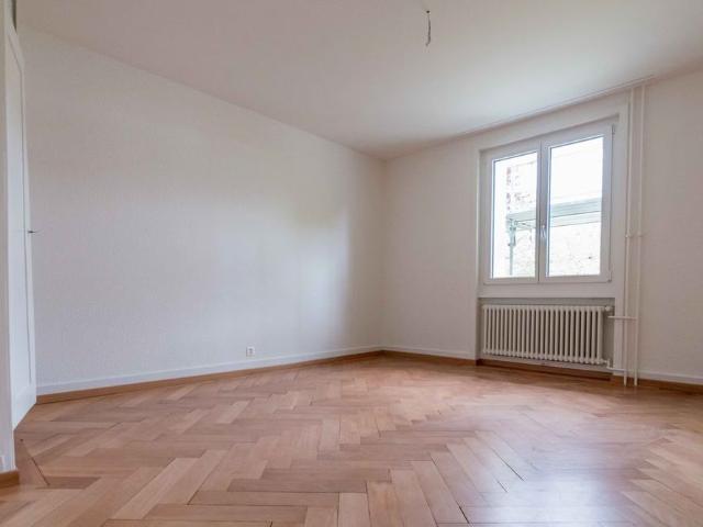 Apartment mieten in Einigen, Zürich