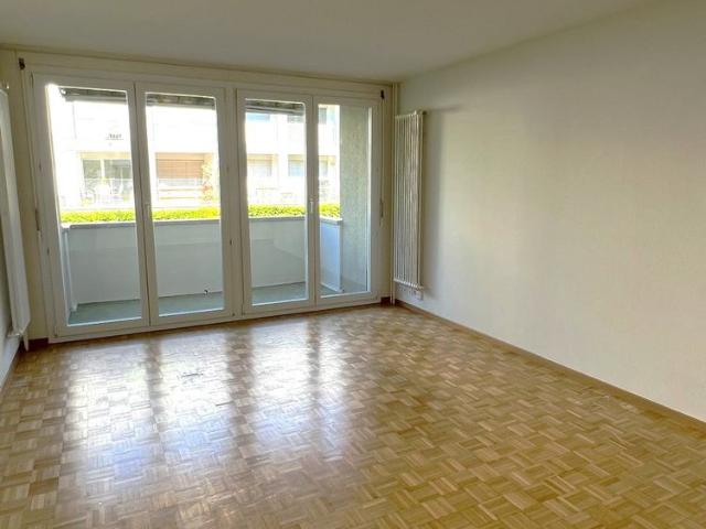 Apartment mieten in Einigen, Zürich