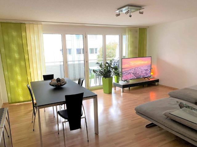 Apartment mieten in Rotkreuz, Zug